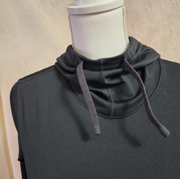 Nike Pro pullover - Picture 6 of 7